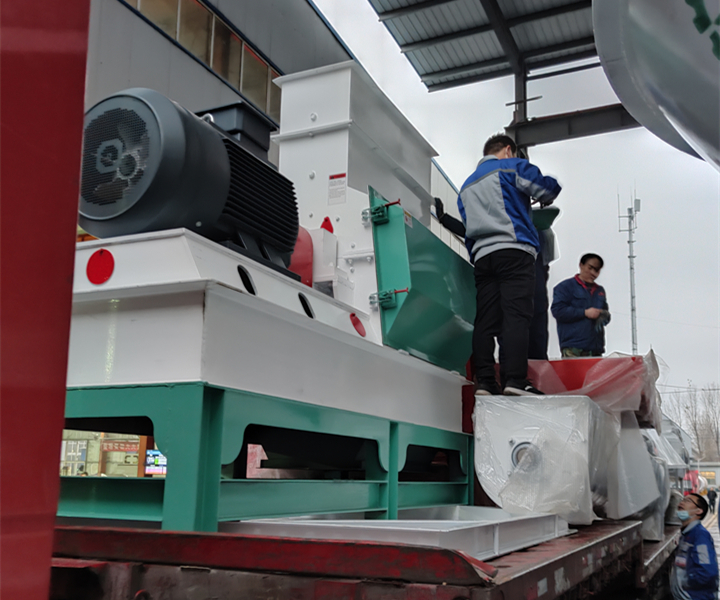 粉碎機(jī)裝車